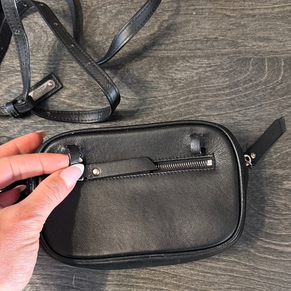 Yves Saint Laurent Black Quilted Leather Crossbody/ belt Bag - Picture 3 of 10